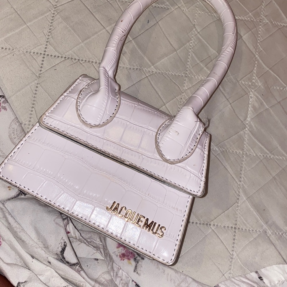 jacquemus purse